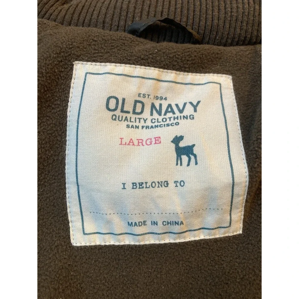 👉 Old Navy Girls Puffer Vest – Size Large (likely fits‎ 10–12 years old)